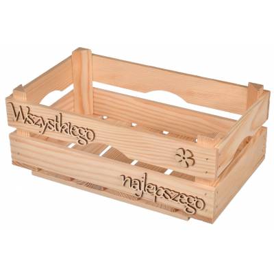 drewniana skrzynka z napisem wszystkiego najlepszego