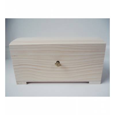 Drewniany kuferek szkatułka...