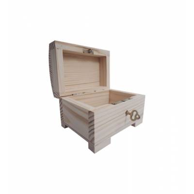 Drewniany kuferek szkatułka...