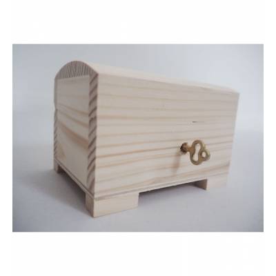 Drewniany kuferek szkatułka...