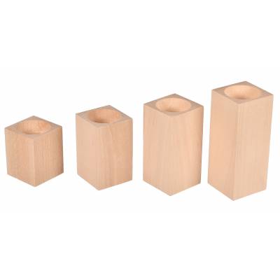 Drewniany świecznik...