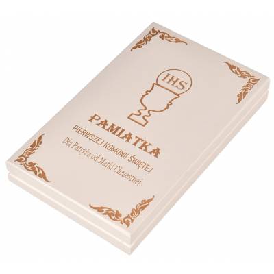 Białe pudełko drewniane...