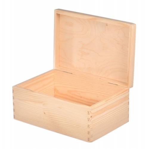 Drewniane pudełko z pokrywą...