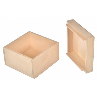 Drewniany pojemnik z...