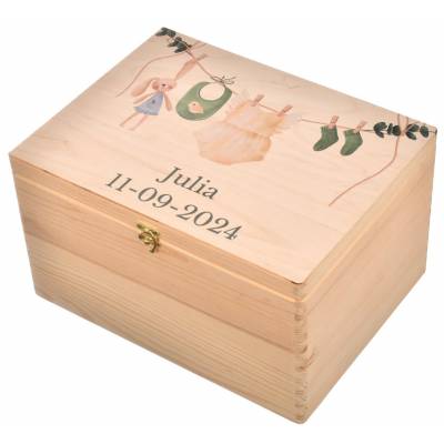 Drewniane pudełko kufer...