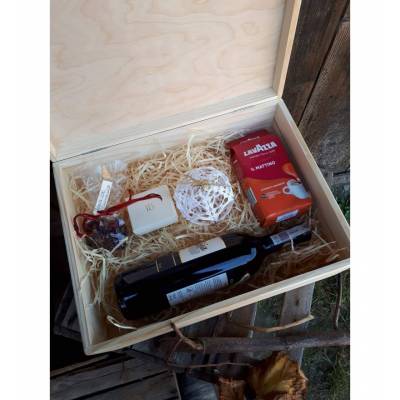 Pudełko drewniane z pokrywą...