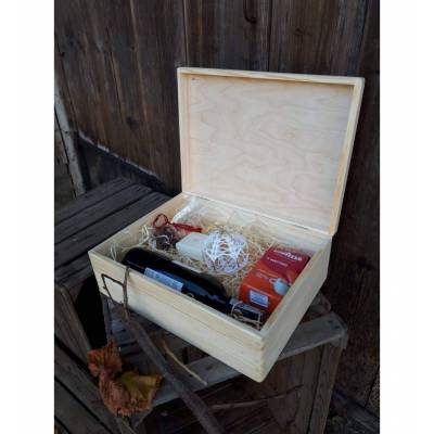 Pudełko drewniane z pokrywą...