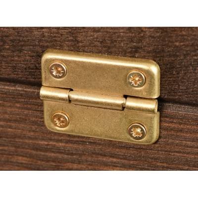 Duże brązowe drewniane...