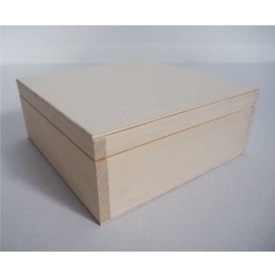 DREWNIANE PUDEŁKO DO...